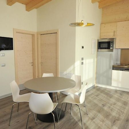 Bungalows Chalets Lago Di Molveno Zimmer foto